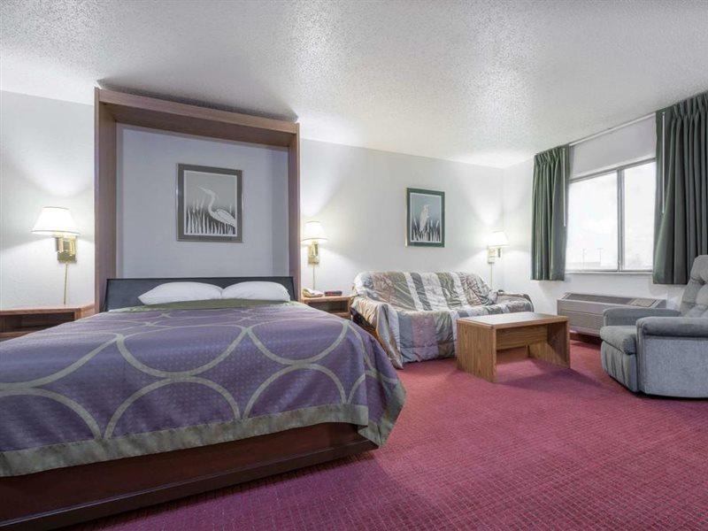 Super 8 By Wyndham Fond Du Lac Ngoại thất bức ảnh